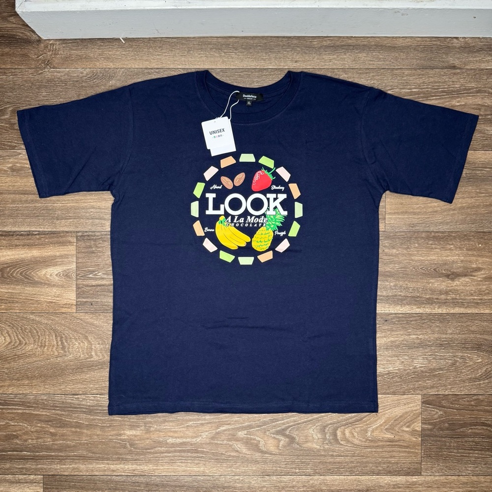Blue Short Sleeve Tee with Graphic Design Unisex Size XL